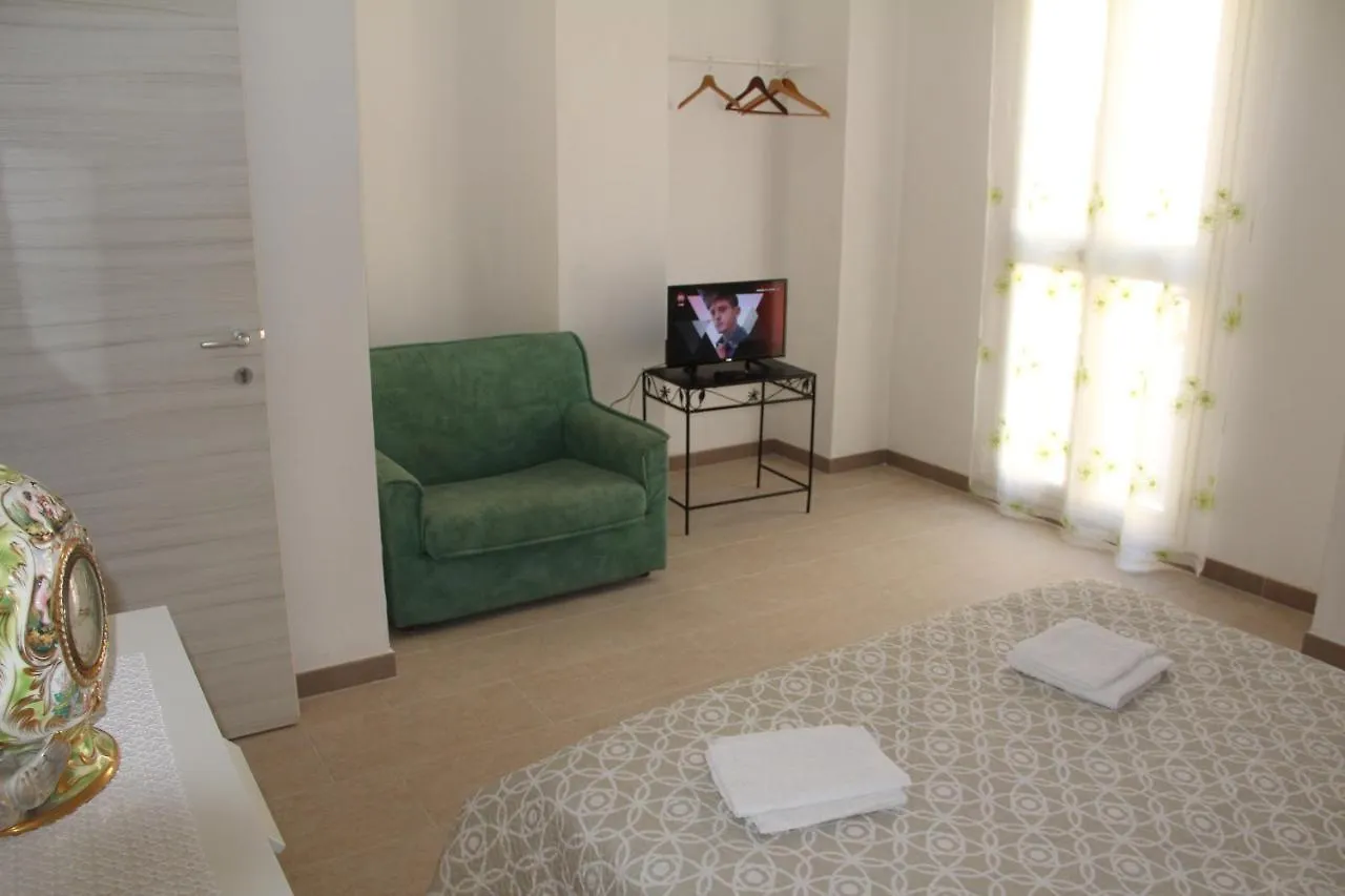 Cataldi's Rooms Noto Affittacamere